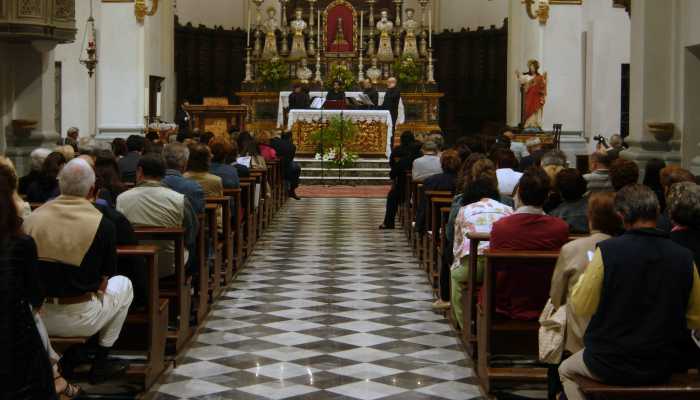 Concerto della Corona della Morte di Annibal Caro dei Crypta Canonicorum di Grottazzolina diretti dal M. Emiliano Finucci. Foto di Sergio Fucchi