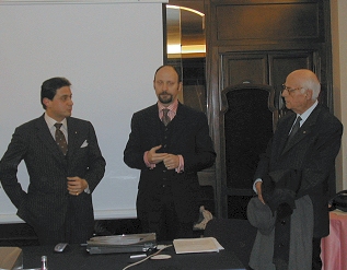 Un momento della conferenza (foto di Raimondo Giustozzi) 