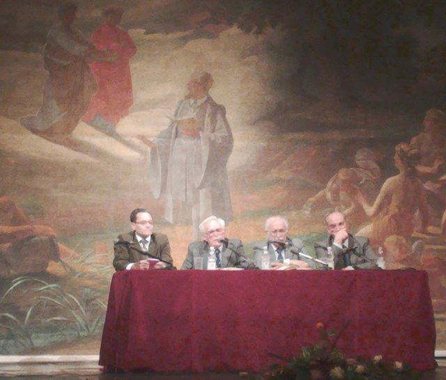 Un momento della presentazione. Da sinistra: il prof. Marcello Verdenelli, il prof. Riccardo Scrivano, il prof. Giulio Ferroni. il prof. Stefano Papetti (foto di Sergio Fucchi)