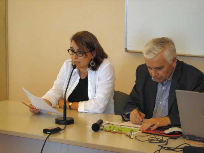 Momenti e relatori della prima giornata del Convegno del 16 e 17 giugno 2007 a Macerata: intervento della Professoressa Paola Cosentino dell'Università di Roma. 