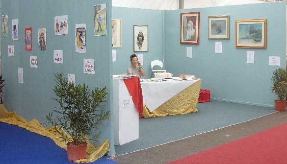 Cartacanta 2006 - Stand della Biblioteca Comunale S. Zavatti di Civitanova Marche nel quale è stato anche pubblicizzato il sito internet dedicato al Cinquecentenario della Nascita di Annibale Caro. (foto di Sergio Fucchi)